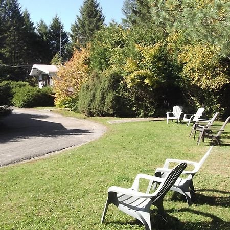 Auberge Mountain View Inn มงต์-ทร็องบล็องต์ ภายนอก รูปภาพ